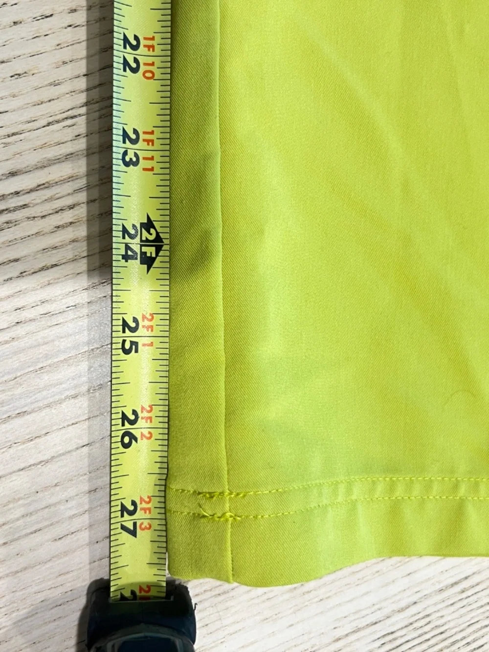 FIGS Men Small Short Cairo Cargo Scrub Pants Neon Yellow TM3001S medical uniform